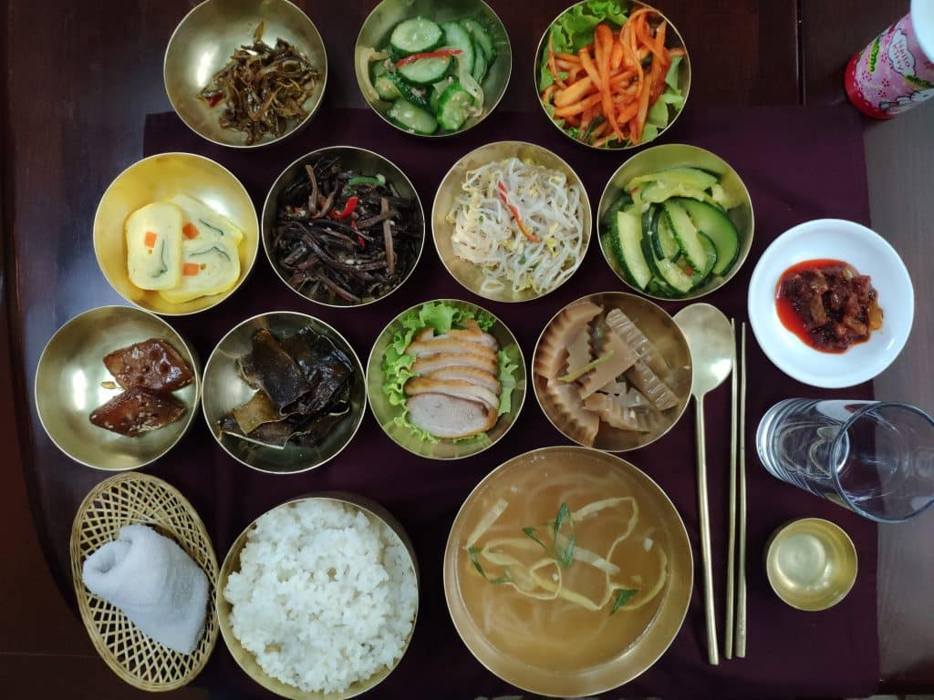 North Korean Pansangi served in Kaesong on a North Korea tour
